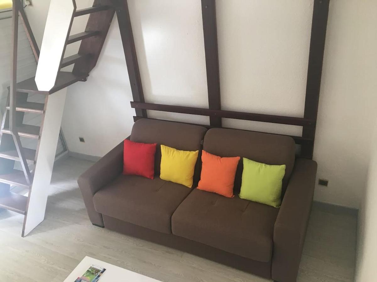 Studio-mezzanine Proche Toutes Commodités Appartement *
