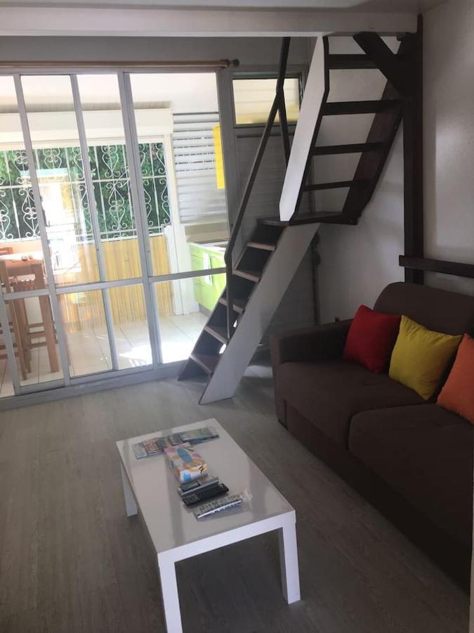 Studio-mezzanine Proche Toutes Commodites
